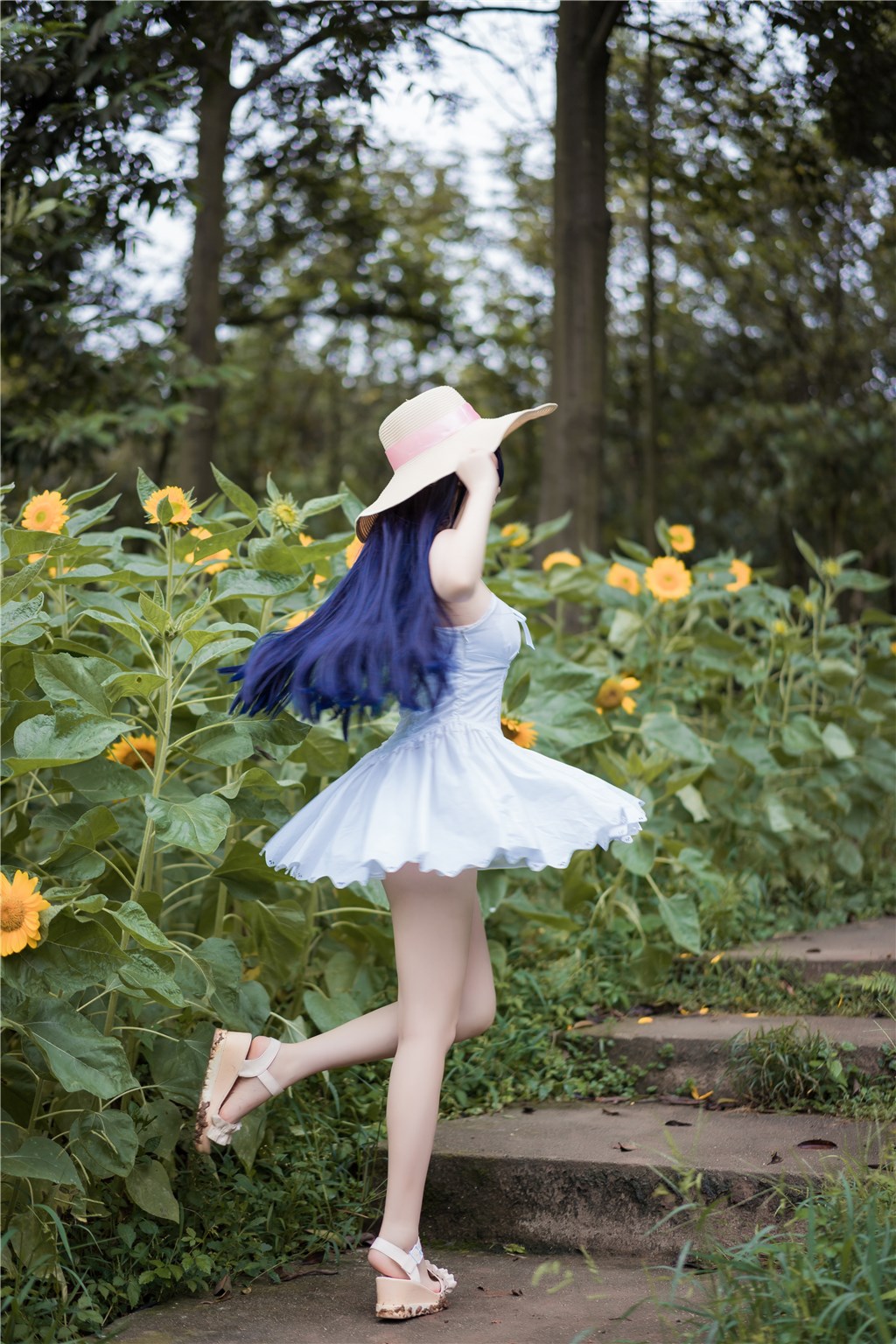 当情欲遇上艺术:探讨挑逗背后那不可抗拒的美学秘密,情欲的象征是什么意思